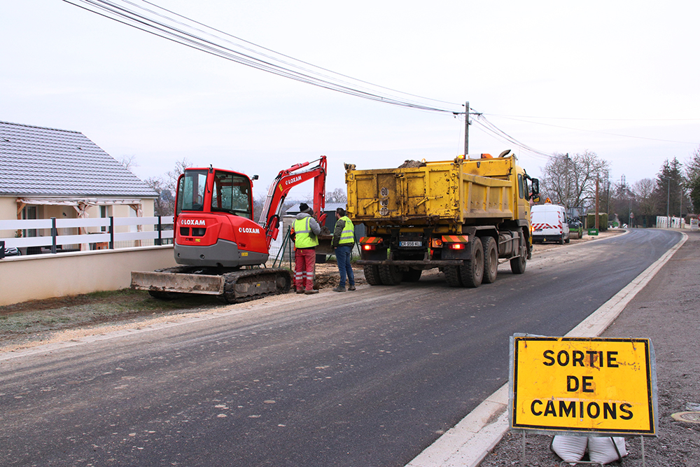 engin de travaux publics 6 lettres